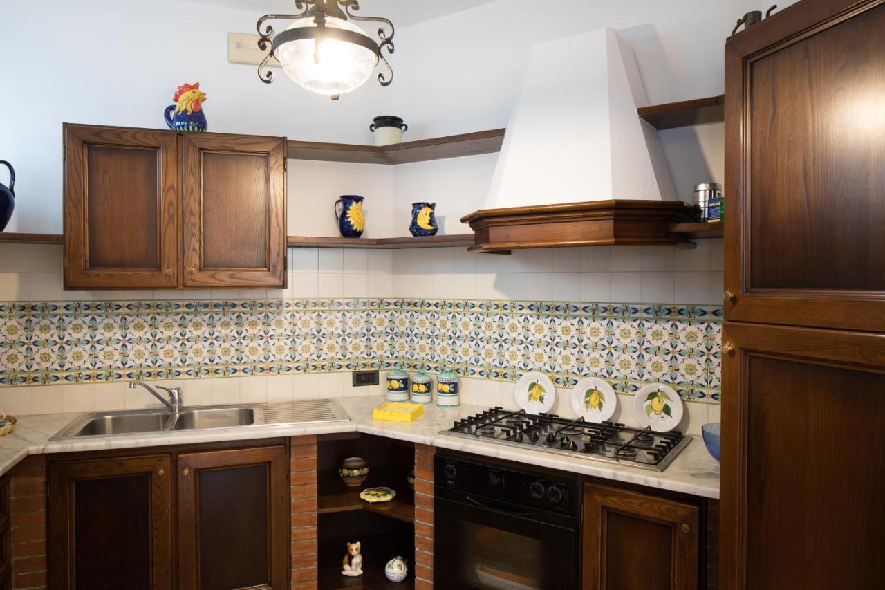 לינה וארוחת בוקר סורנטו Casa Beatrice מראה חיצוני תמונה
