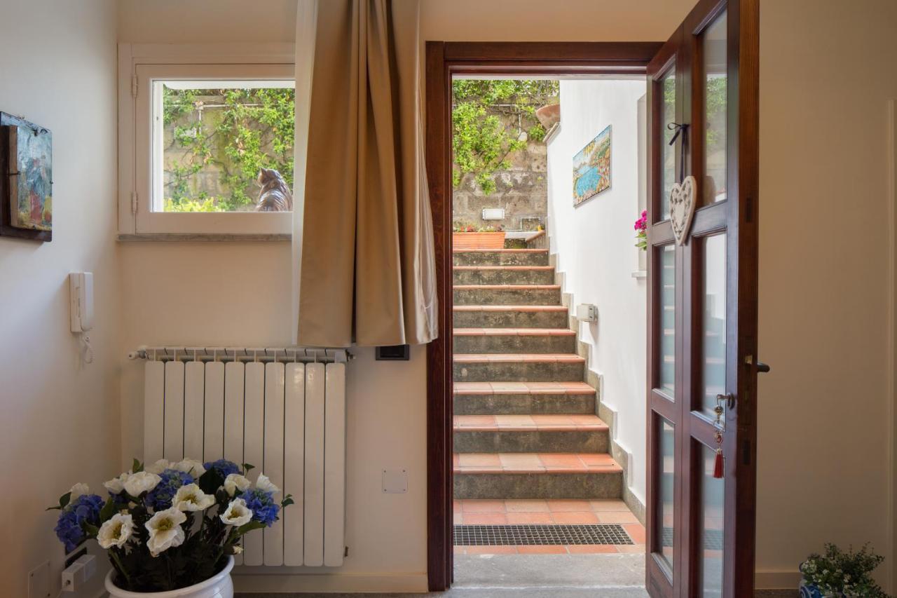 לינה וארוחת בוקר סורנטו Casa Beatrice מראה חיצוני תמונה